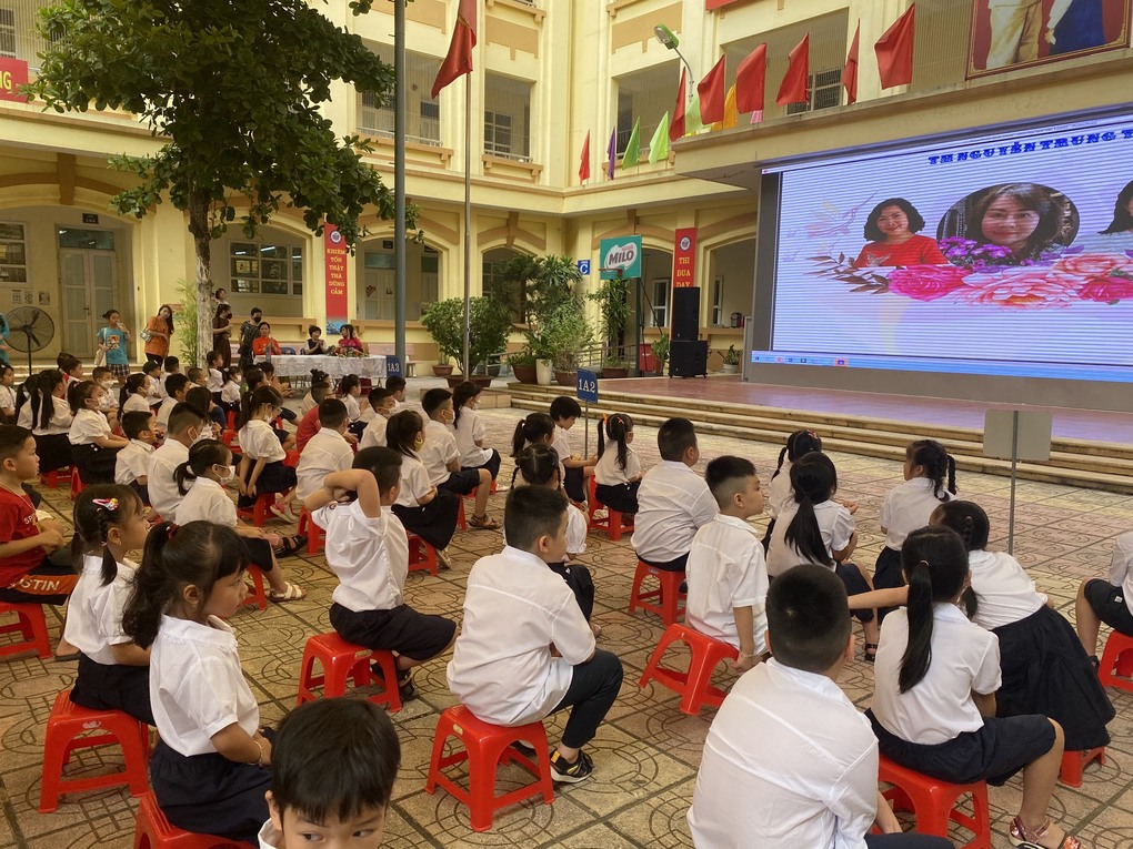 Chào đón các con học sinh lớp 1 năm học 2022 - 2023