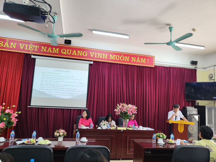 A picture containing indoor, decorated, furniture, arranged

Description automatically generated