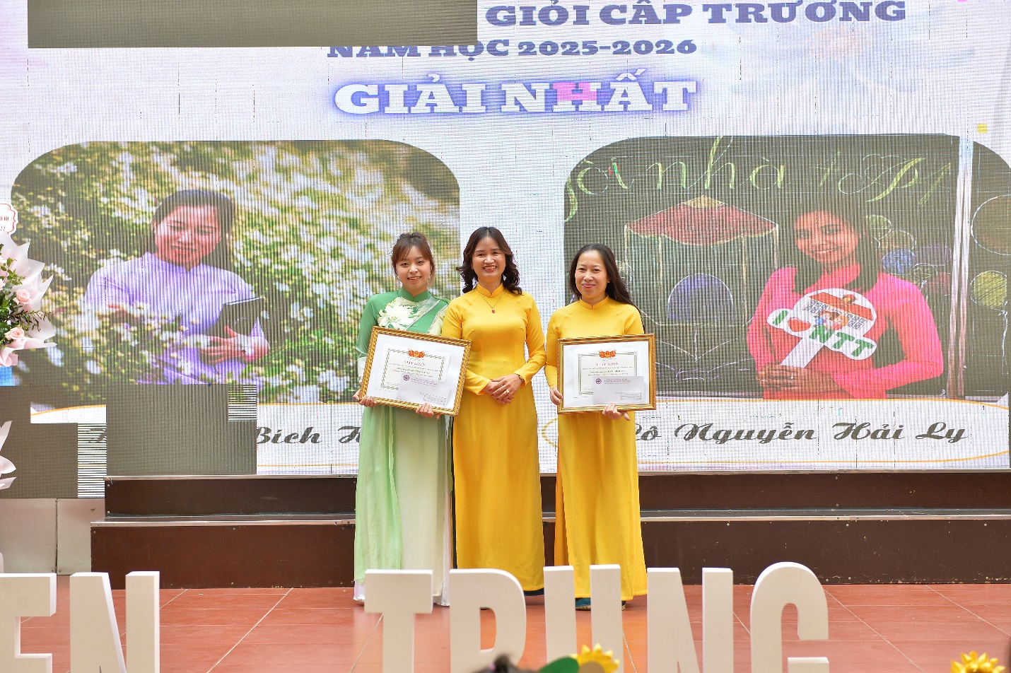 A group of women holding certificates

AI-generated content may be incorrect.