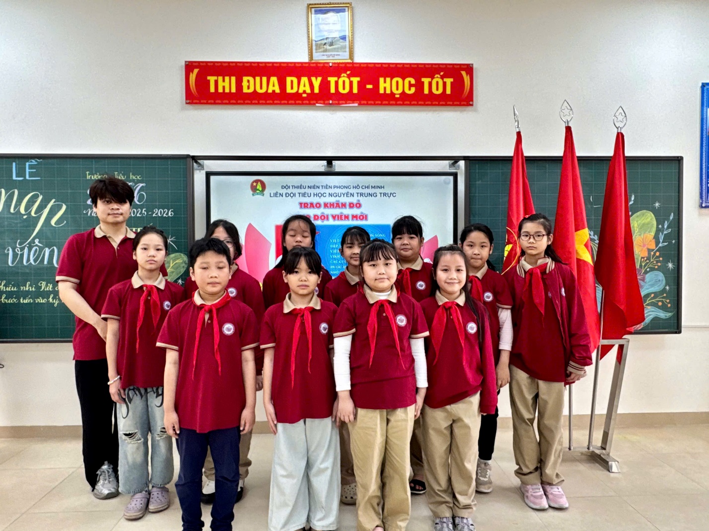 A group of children in uniform

AI-generated content may be incorrect.