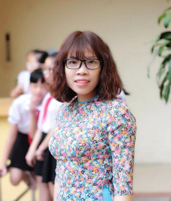 A person in glasses smiling
AI-generated content may be incorrect.