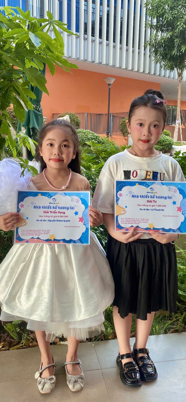 C:\Users\Ly Ngoc\Desktop\z6869135849958_65c87c292a7cfba25b1a572f77d42d01.jpg