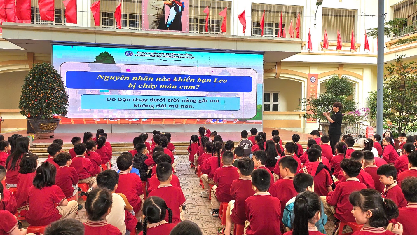 A group of children in red shirts

AI-generated content may be incorrect.