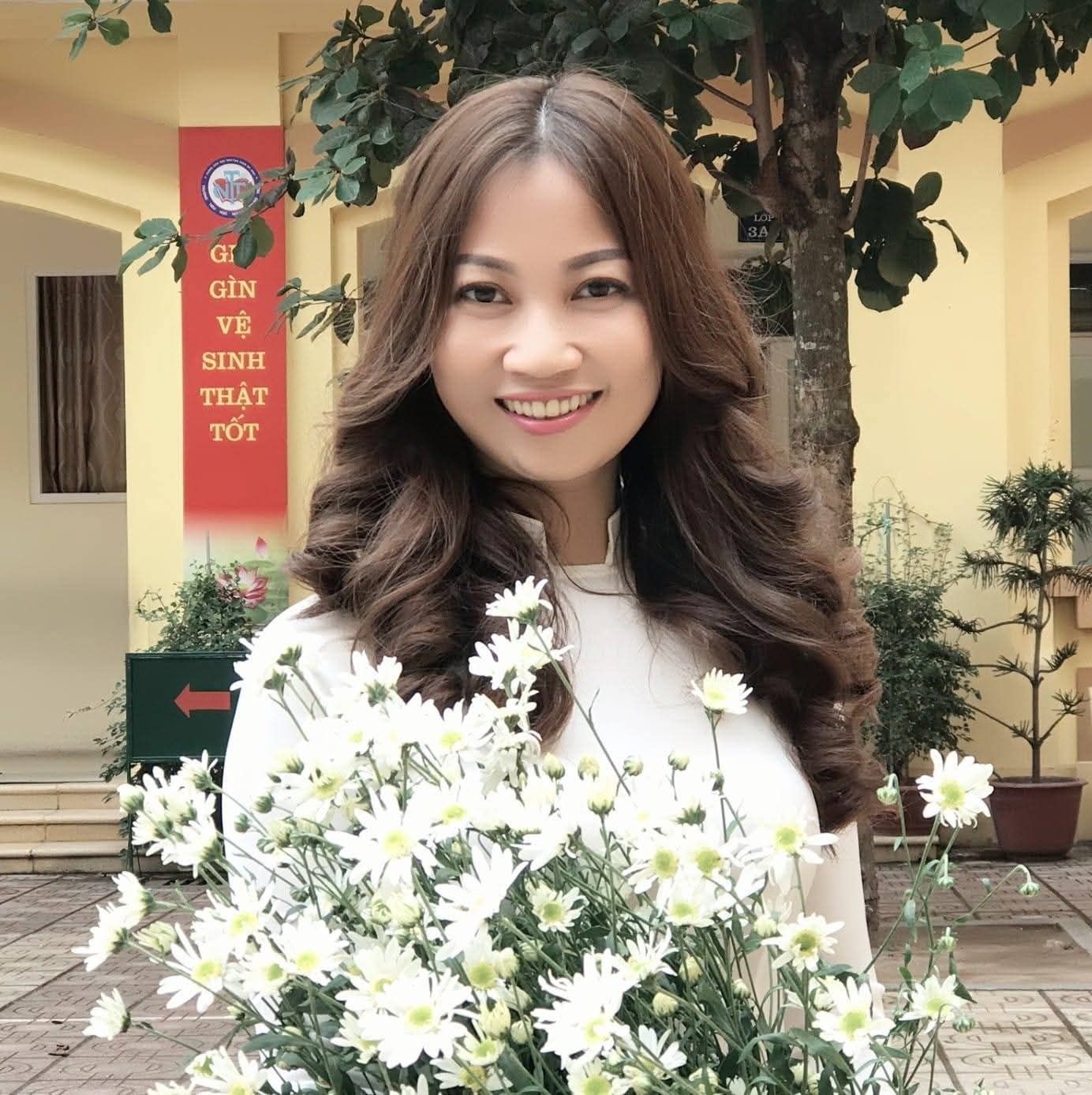 A person sitting on a large red objectAI-generated content may be incorrect.